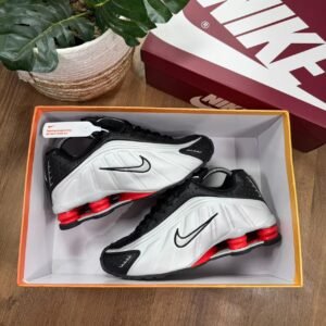 NKE SHOX